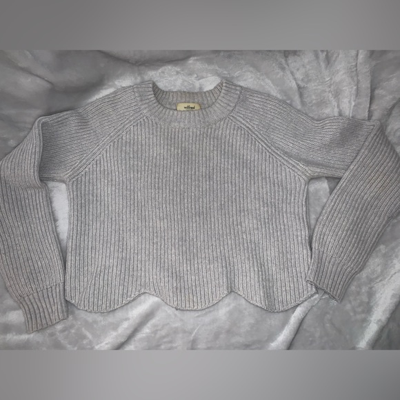 Aritzia Wilfred Knit Sweater - Picture 1 of 1